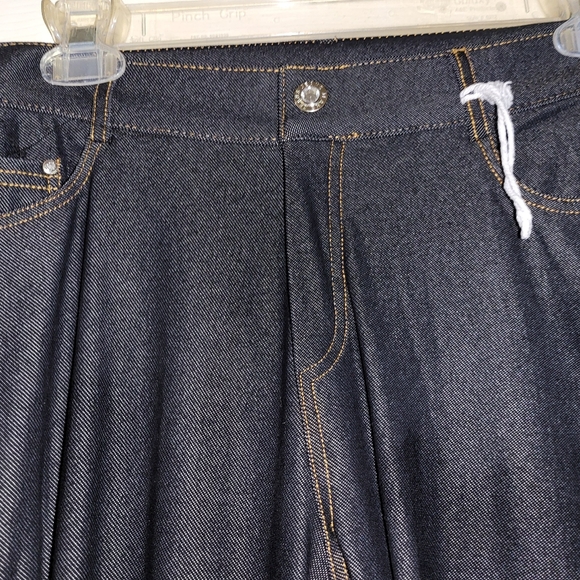 Yelete Women's Medium Cotton-Blend 5-Pocket Skinny Jegging Black - Picture 2 of 9